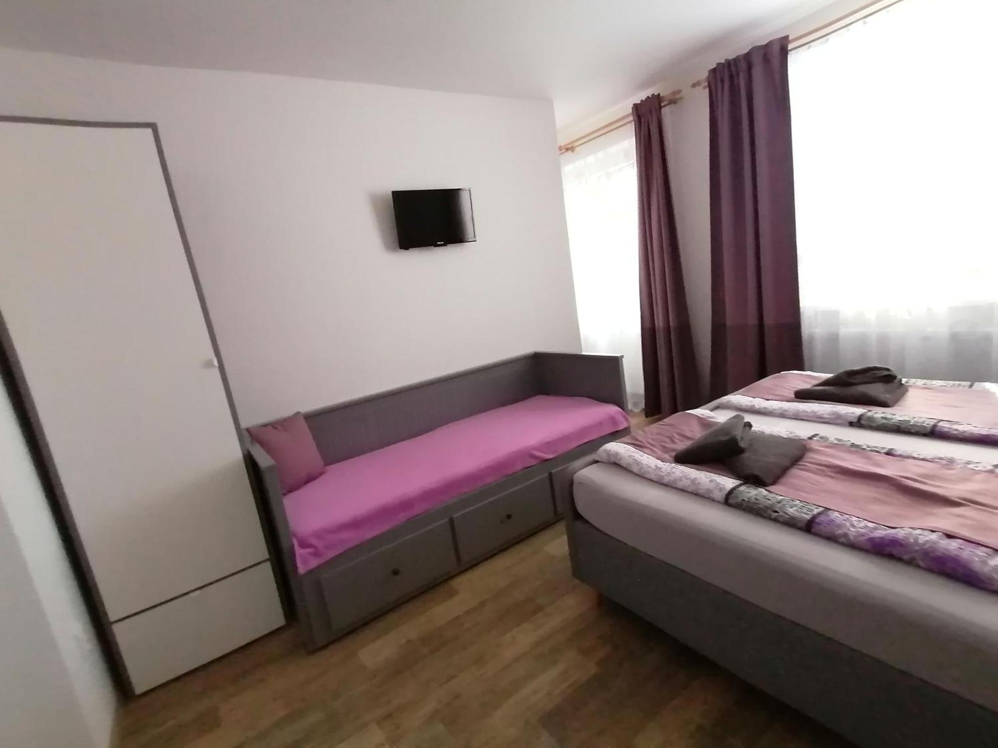 Ubytovani Na Spaciru Mikulov Buitenkant foto